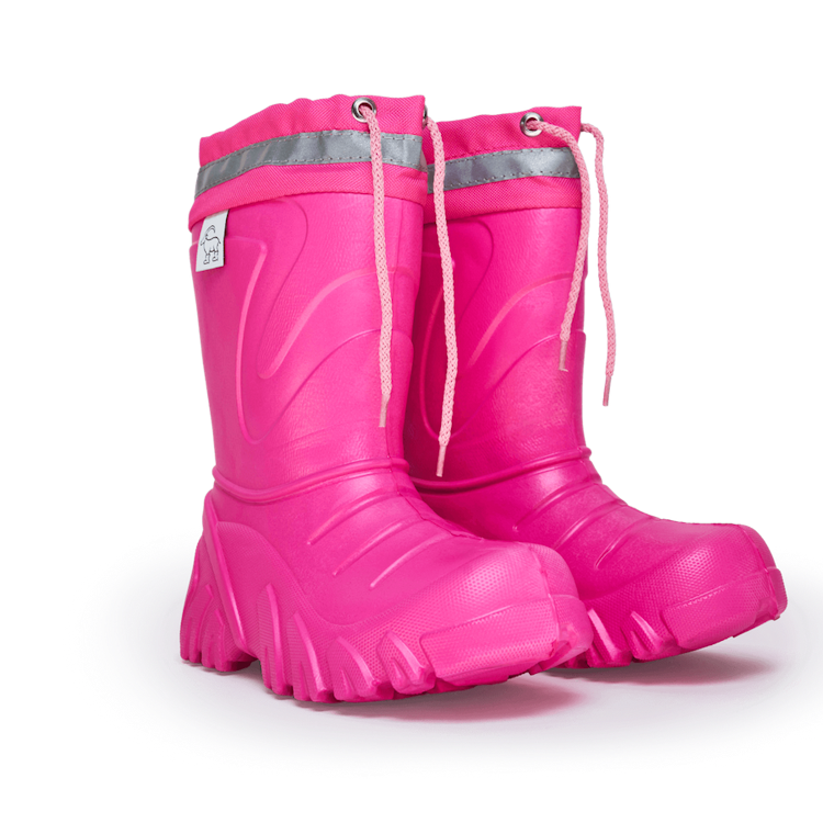 Wobbi - Affordable, lightweight and warm boots for adults and children.